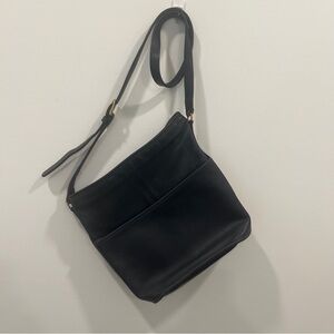 Vintage Coach dark navy blue bucket back leather